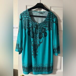 Avenue woman top size 18/20